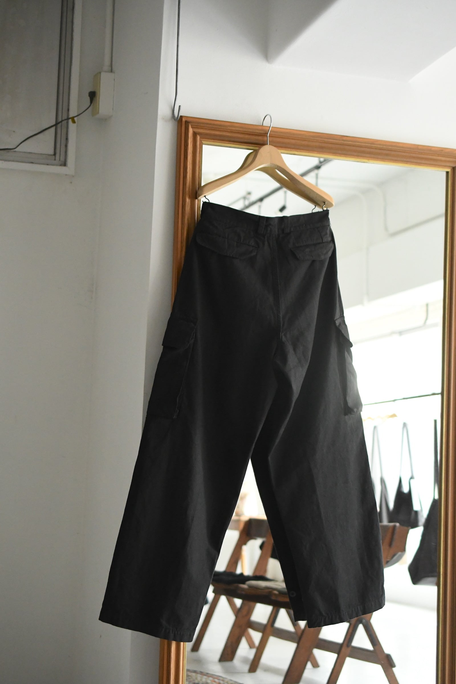 OUTIL / PANTALON BLESLE (Black) | nariwai