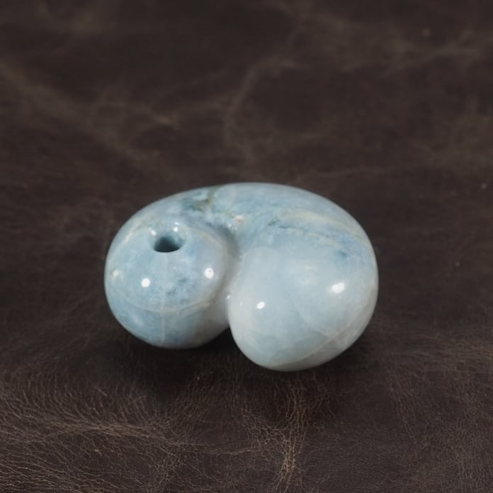 糸魚川翡翠 コン沢 青翡翠 ふく勾玉 25.0g Itoigawa blue Jadeite Fuku