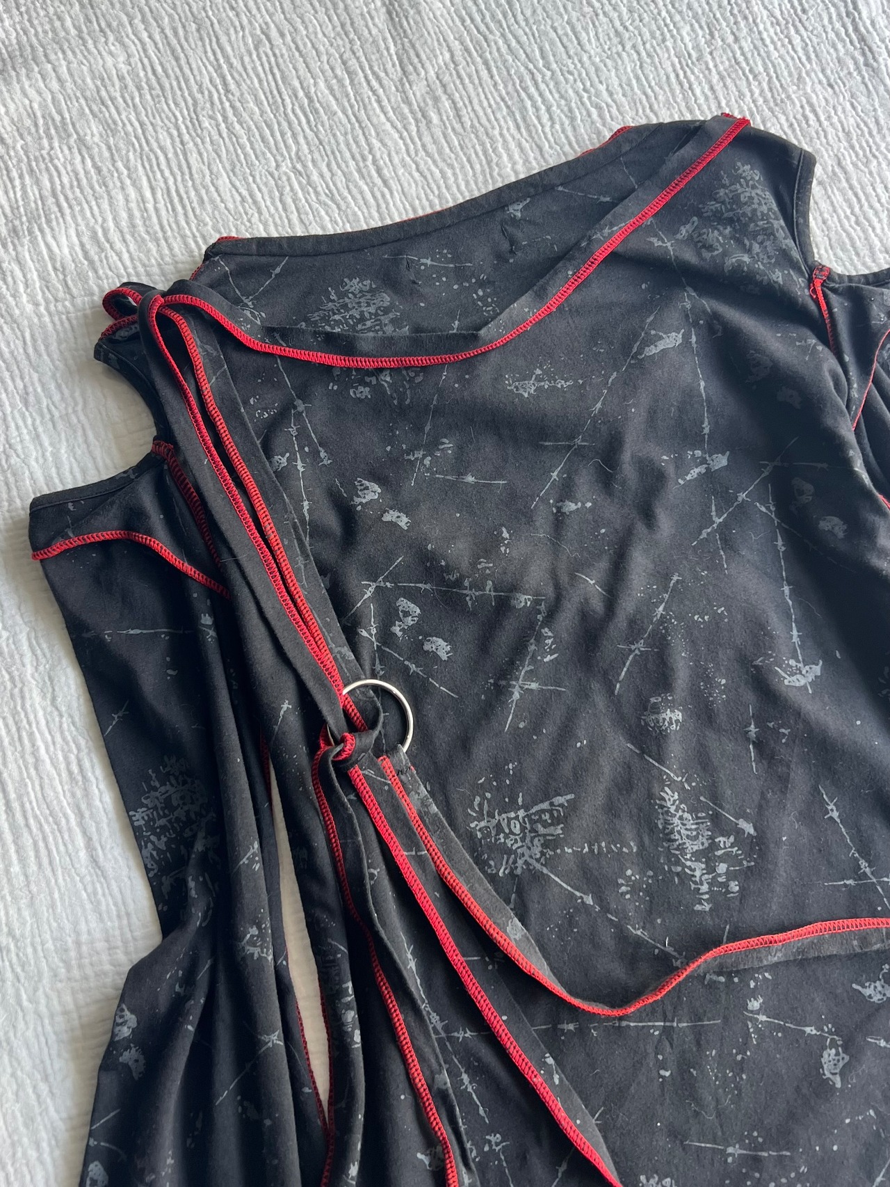 "Blood Storm" Skull Damaged Long Sleeve Tops