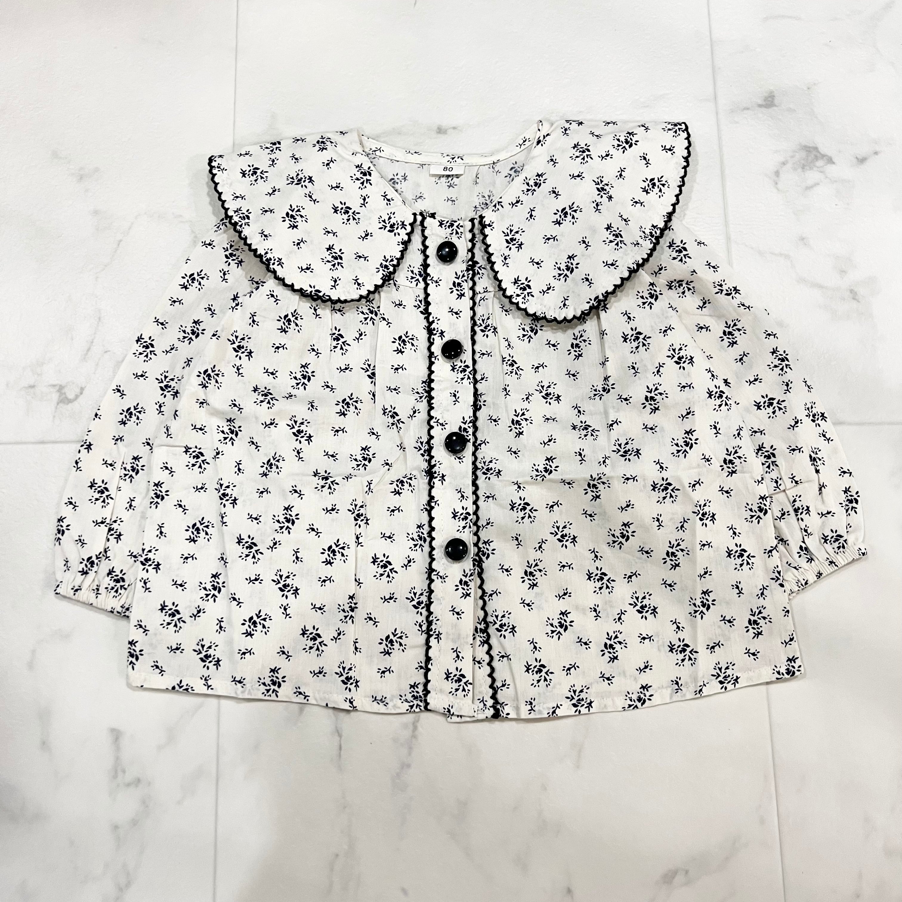 小花柄シャツ