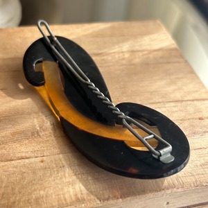 アンティーク　鼈甲二色に螺鈿銀象嵌のバレッタ