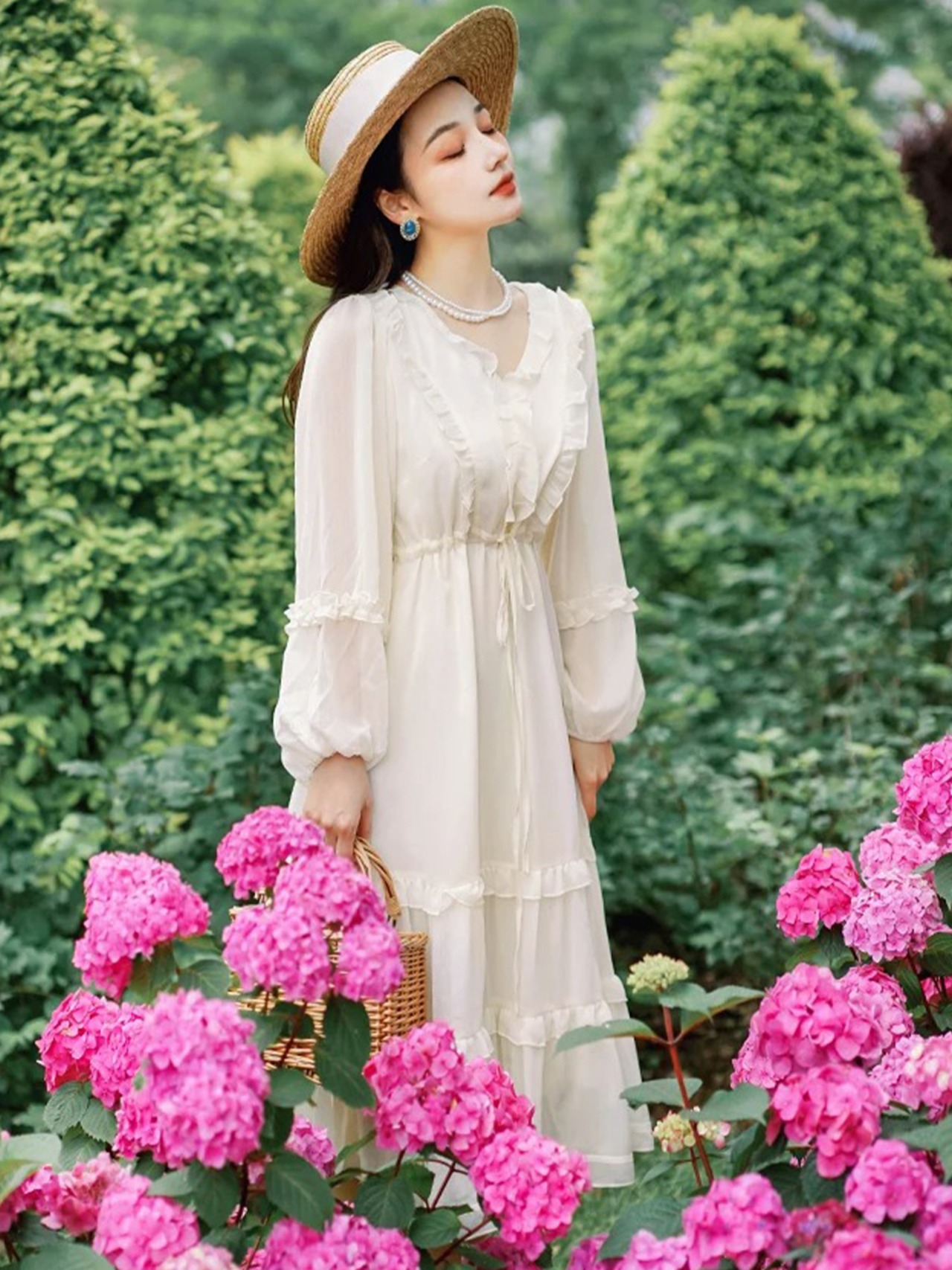 【0255】Frill Tiered Volume Long Sleeve Dress