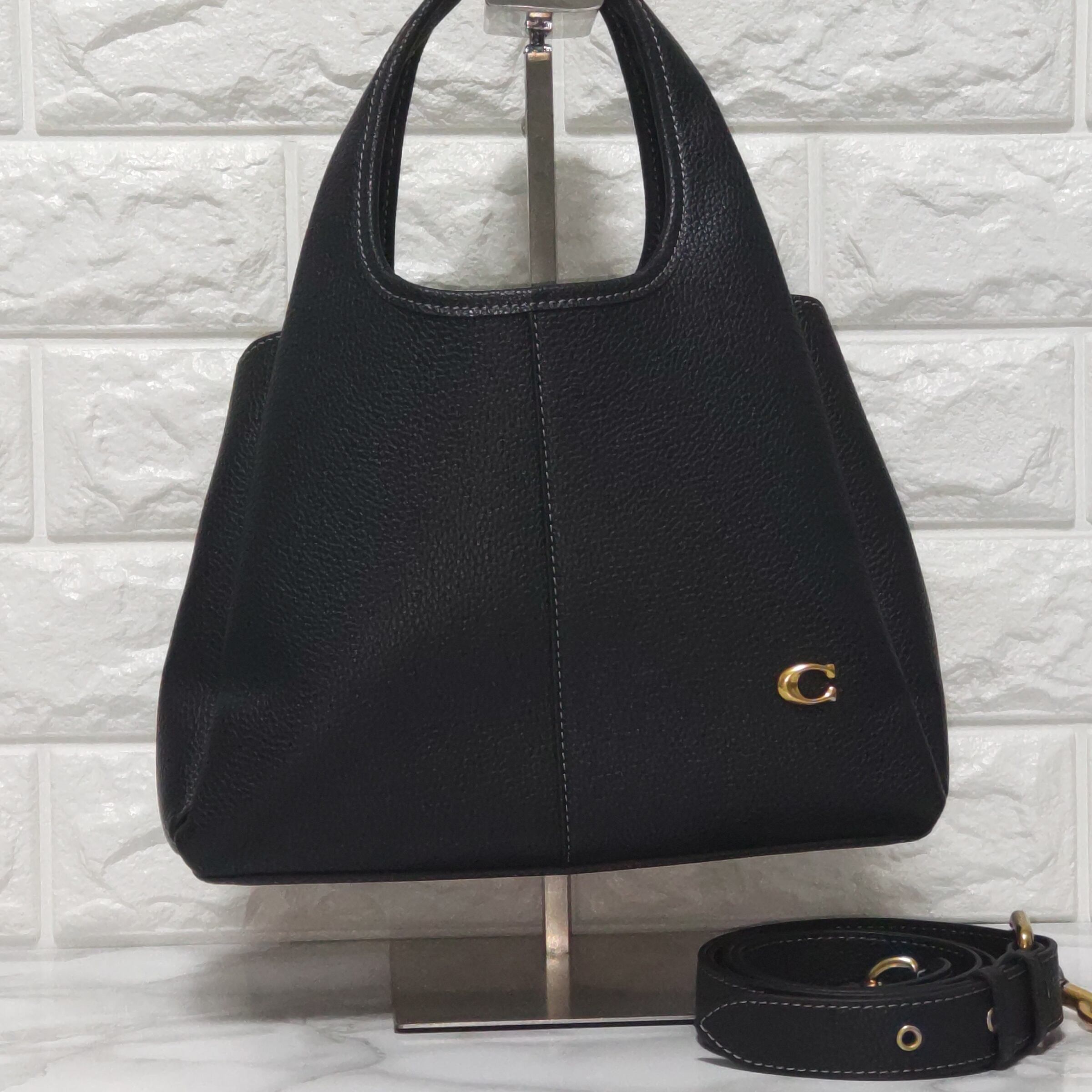 COACH コーチ ショルダーバッグ 新作 LANA ラナ レディース 未使用 