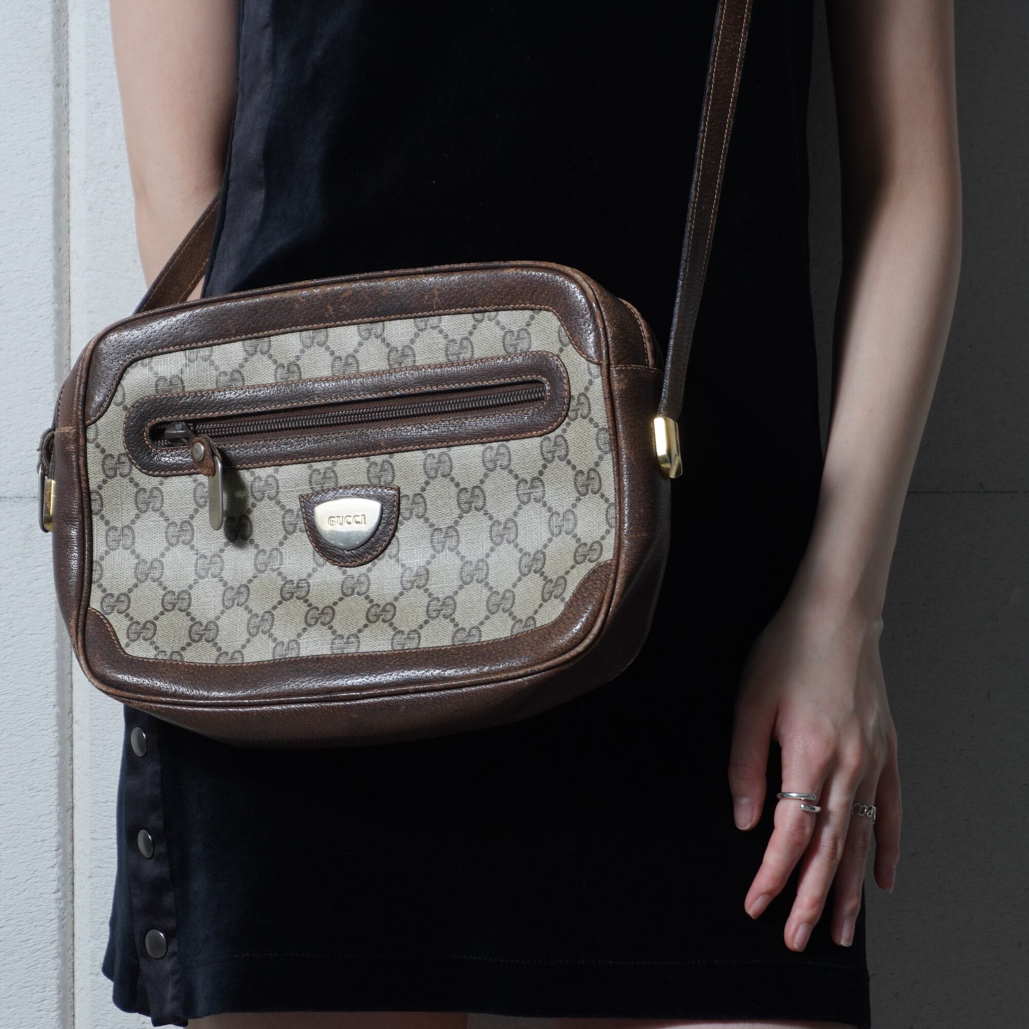 CELINE】セリーヌ トリオンフロゴ マカダム柄レザーショルダーバッグ