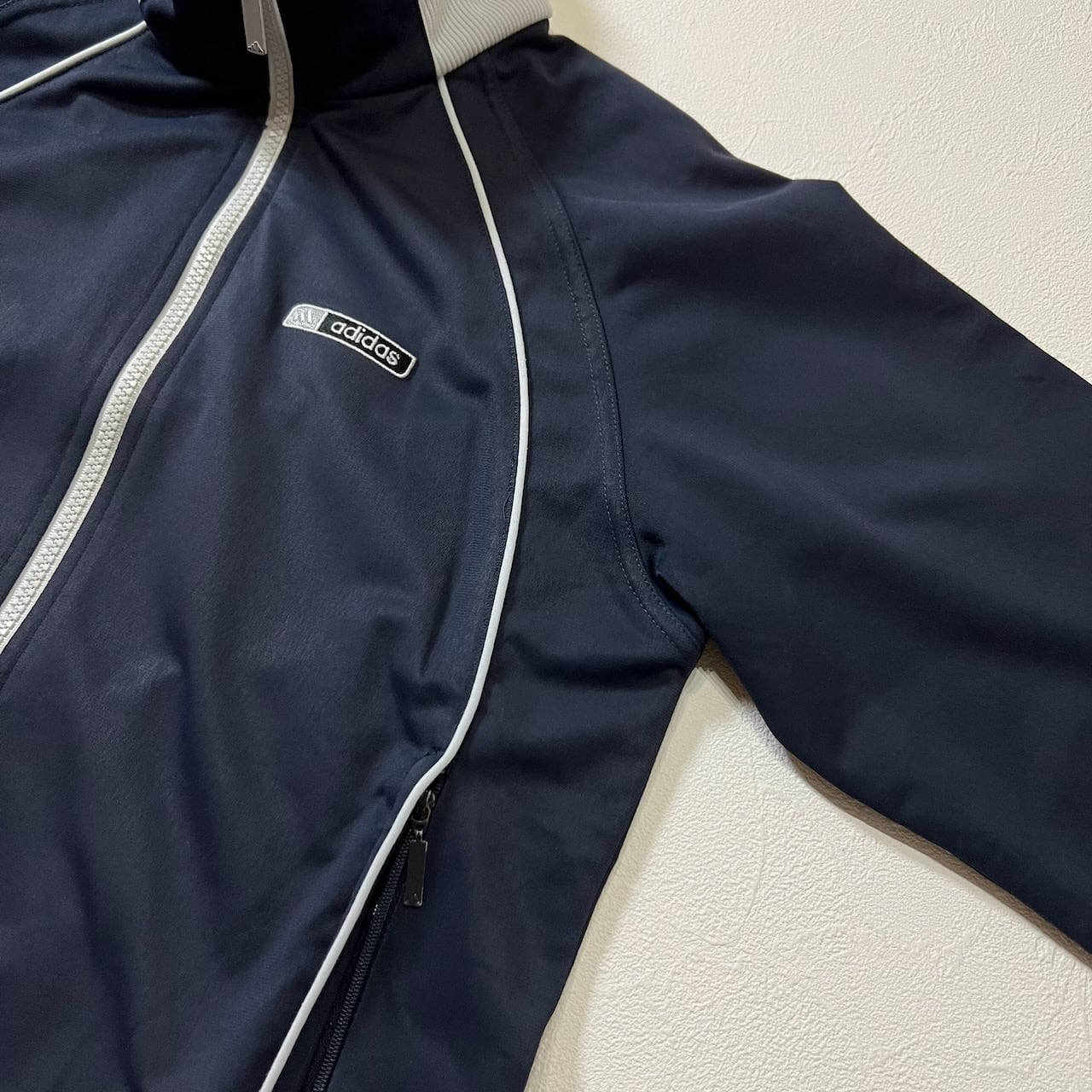 adidas ラグラン ハイネック トラックジャケット ジャージ アディダス