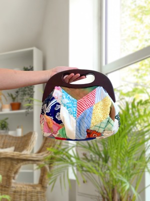 ヴィンテージ  カラフルパッチワーク 木製ハンドル がま口 バッグ