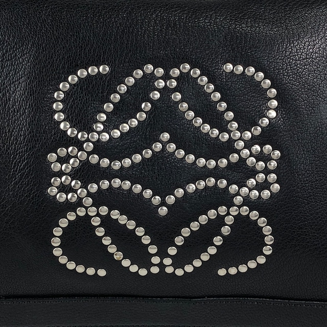 LOEWE ロエベ ショルダーバッグ ブラック アナグラム スタッズ レザー セミショルダーバッグ vintage ヴィンテージ オールド 8s3xv4