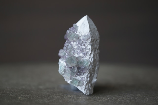 モロッコ産メニライトオパール Menilite Opal 2317