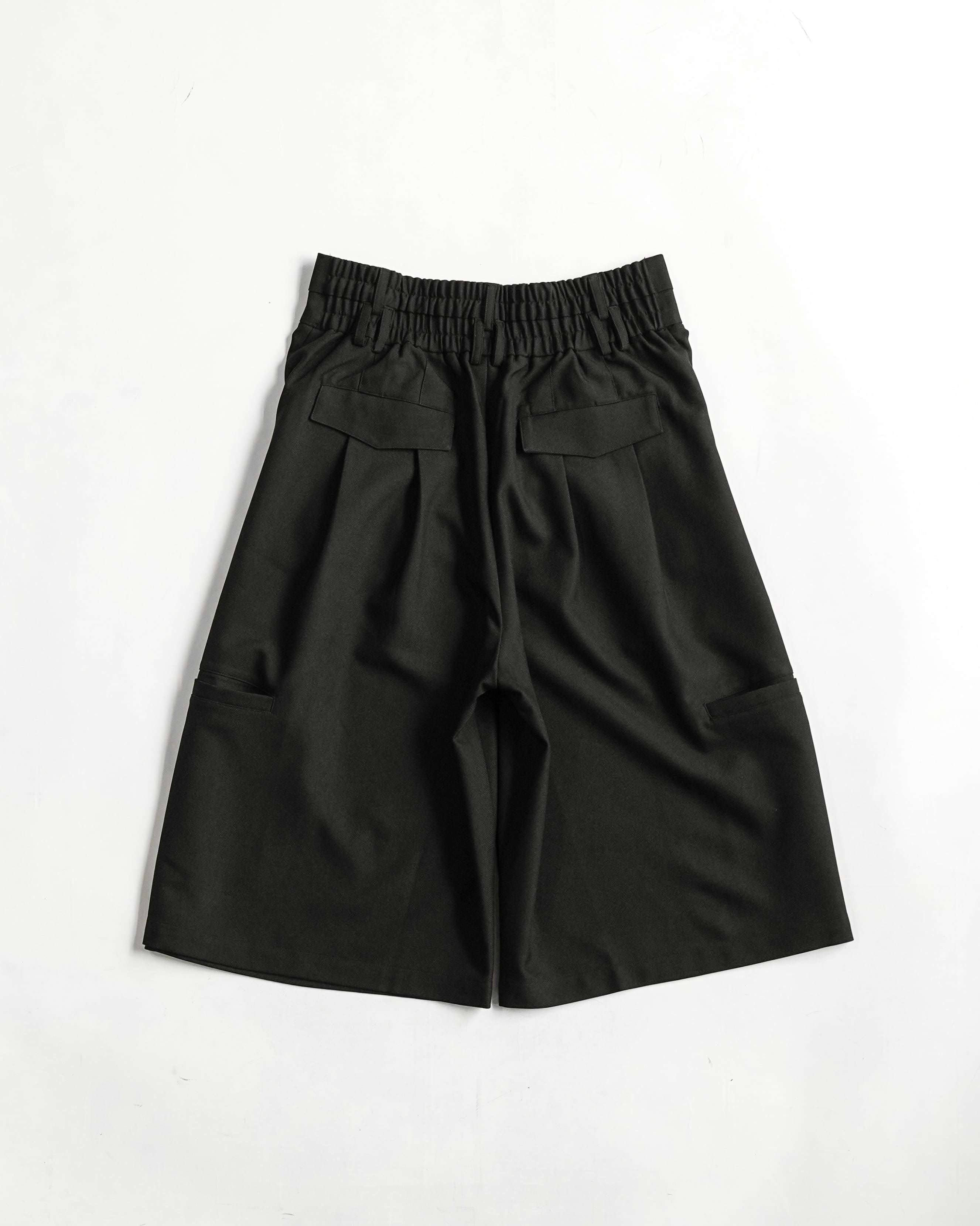Hype】double belt loop wide half trousers | hypeofficial