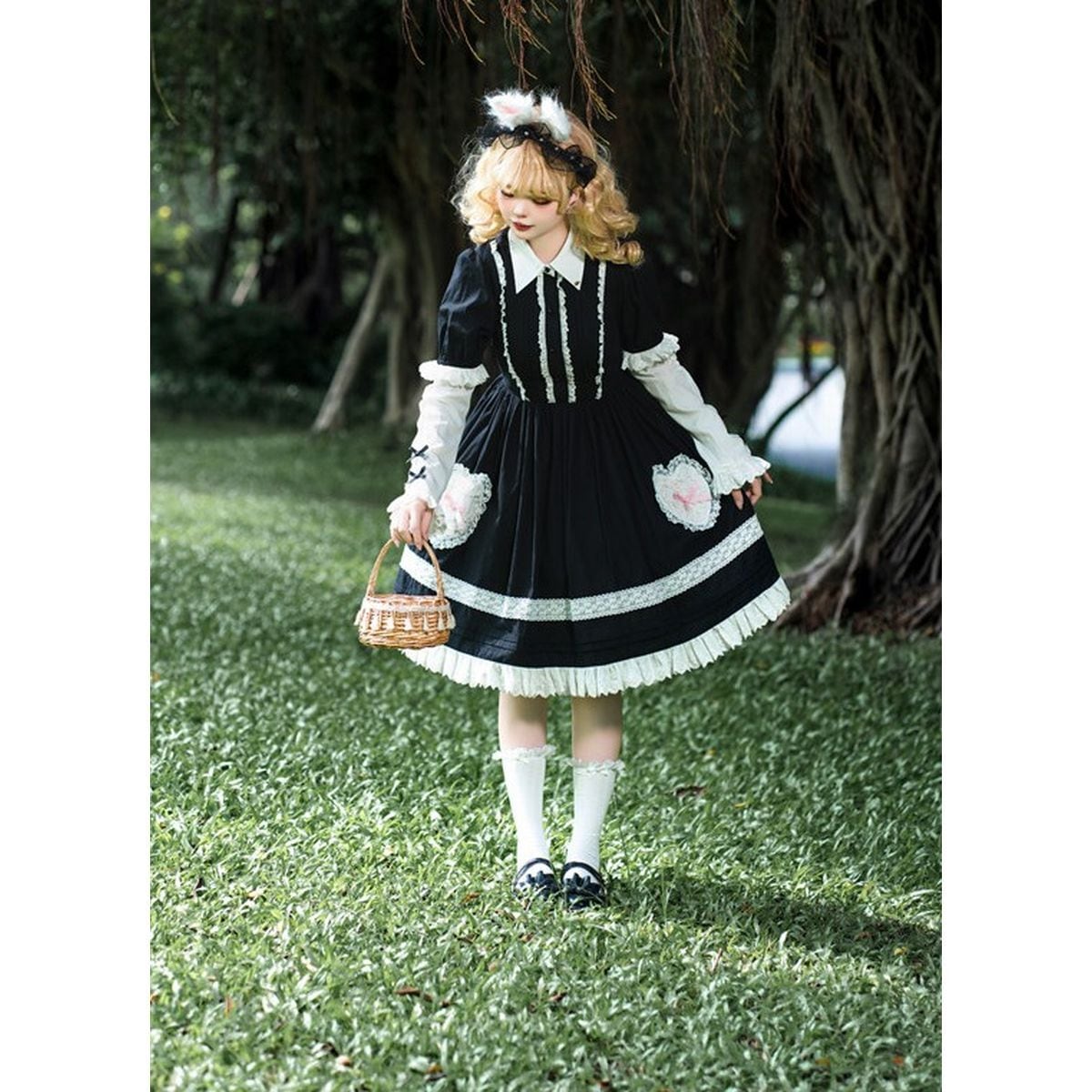 アリスのティータイム・うさぎエプロンメイド服セット | Maiden's Rêve