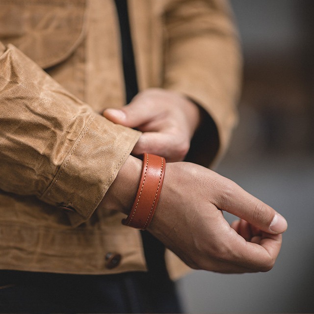 Leather Open Cuff Bracelet / レザー オープン カフ ブレスレット