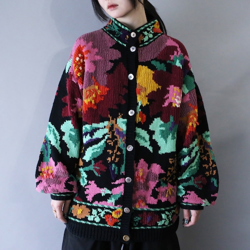 flower art full pattern over silhouette cotton knit jacket