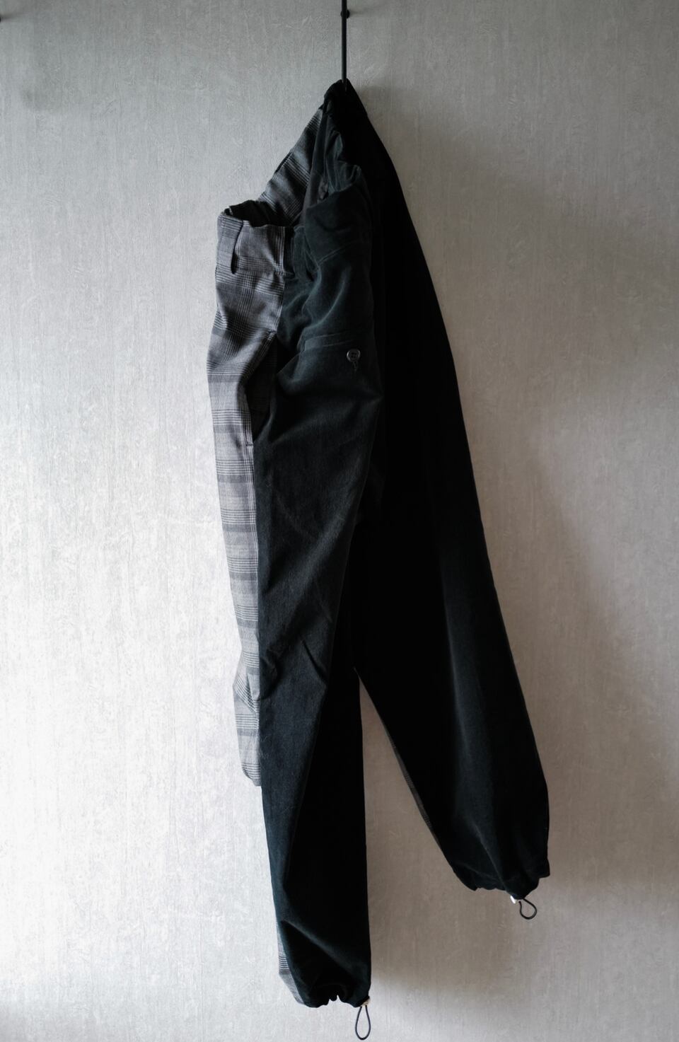 GABBY BICOLOR PANTS-Gray Black | GABBY