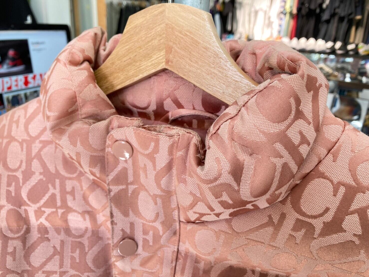 Supreme FUCK JACQUARD PUFFY JACKET PINK SMALL 21764 | BRAND BUYERS 