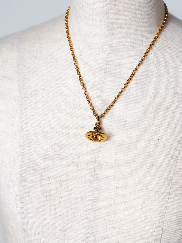 Vivienne Westwood ヴィヴィアンウエストウッド ニュータイニー オーブ ペンダント ネックレス