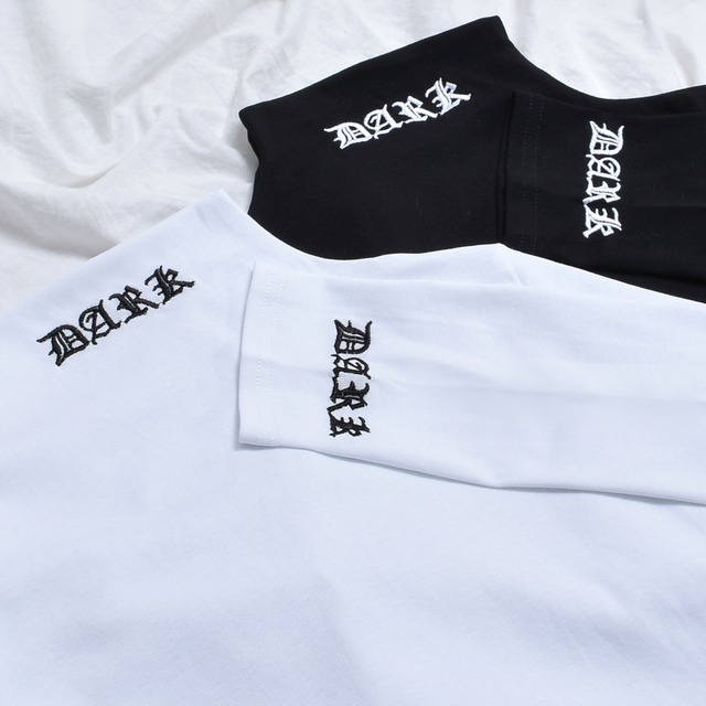 【11/27 完売BLACK再入荷！】DARKハイネックロンT(ゆるネック)