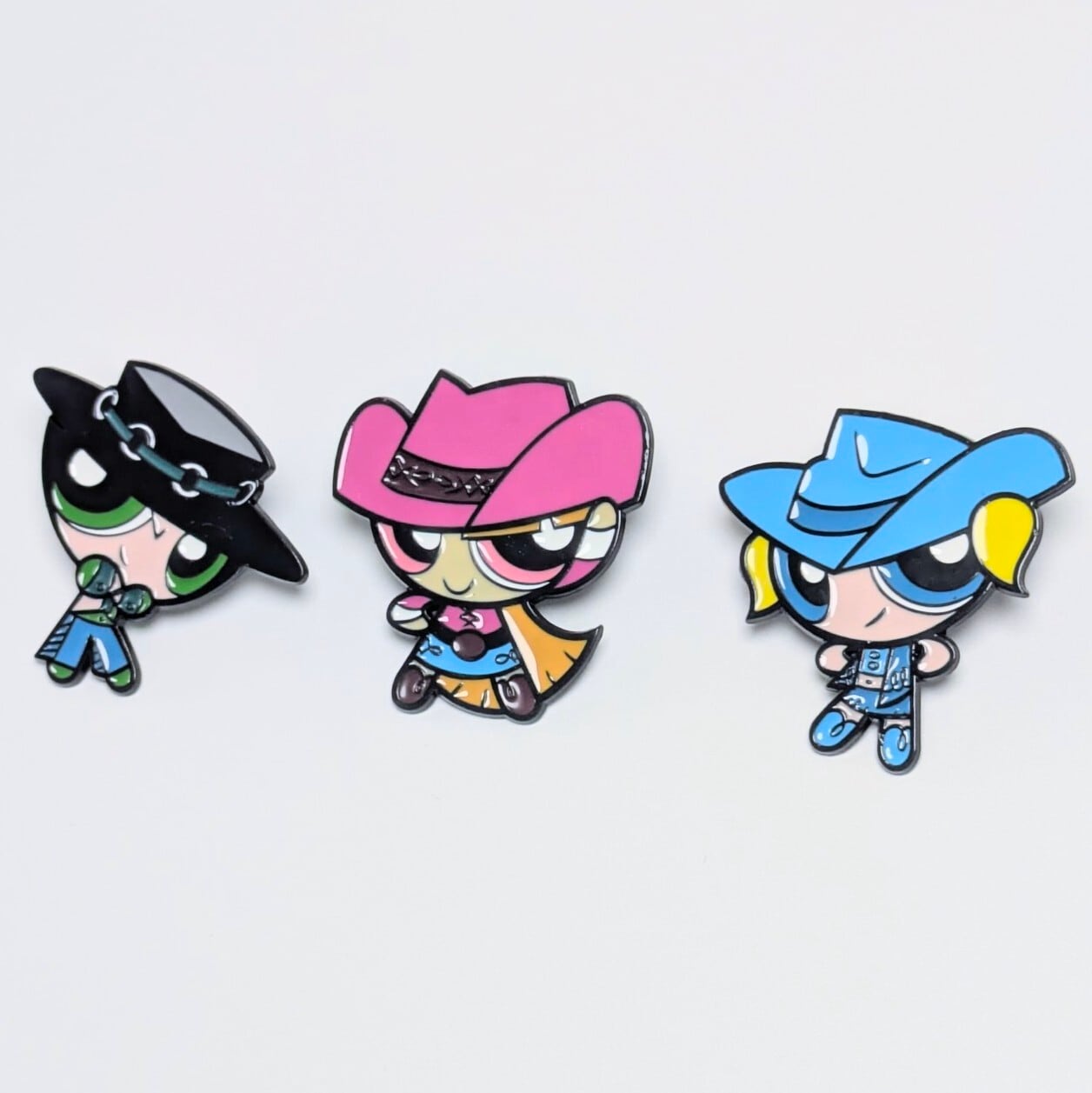 ♧送料無料！ ★ピンズ PINS★ピンバッジ 【 The Powerpuff Girls ( パワーパフガールズ ) 】Hat ver. 3Pセット〚アメリカン雑貨 アメトイ〛