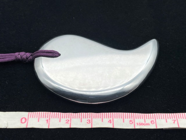 テラヘルツ（勾玉かっさ）