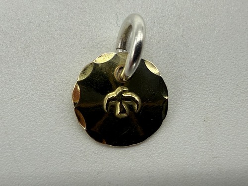 美品　k18太陽メタル　最新キャスト1.49g