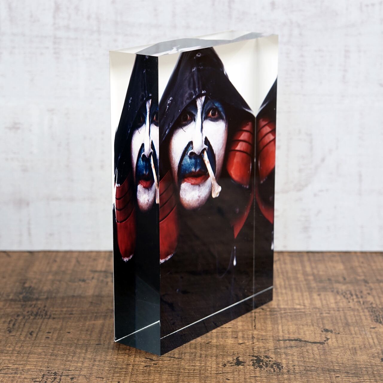 Skull on book アクリル原画