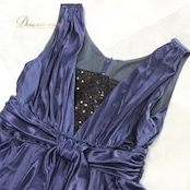 パーティドレス ワンピース カラードレス ナイトドレス フォーマル ミニドレス 演奏会 発表会 カラオケ クラブ ピアノ 紺 ネイビー系 無地 高級感 滑らか 光沢 スパンコール 上品 おしゃれ スタイリッシュ 大人 セクシー 着やせ レディース パーティー 着回し デイリードレス イベント コンサート お出かけ