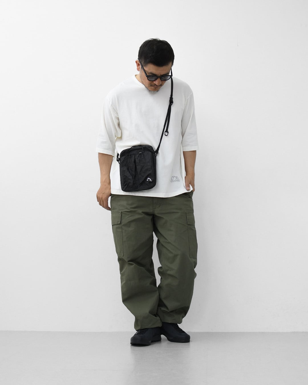 CMF OUTDOOR GARMENT [コムフィアウトドアガーメント] SMART POUCH