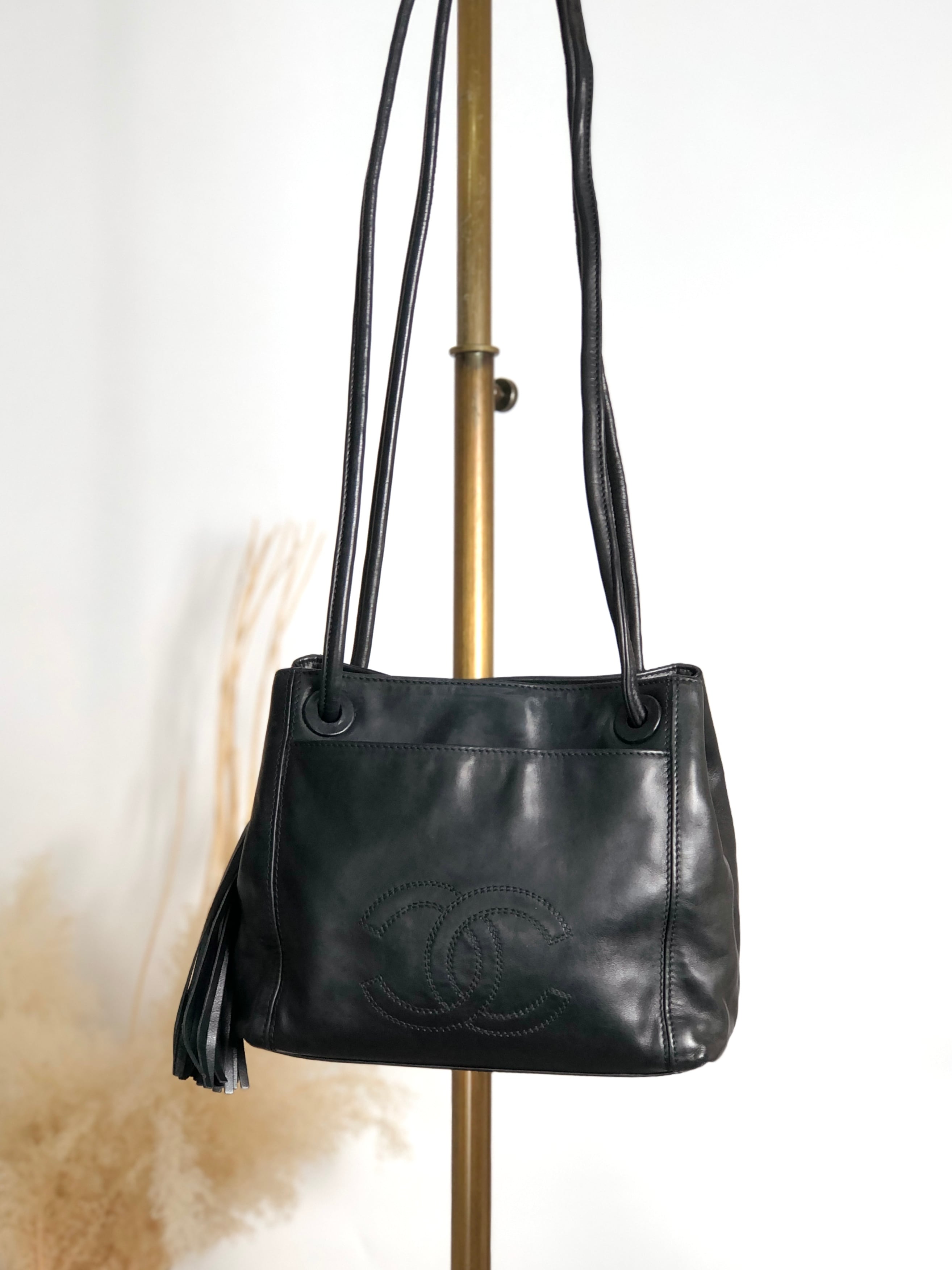 値引 ヴィンテージCHANEL レザー ココマーク ブラック ショルダー 