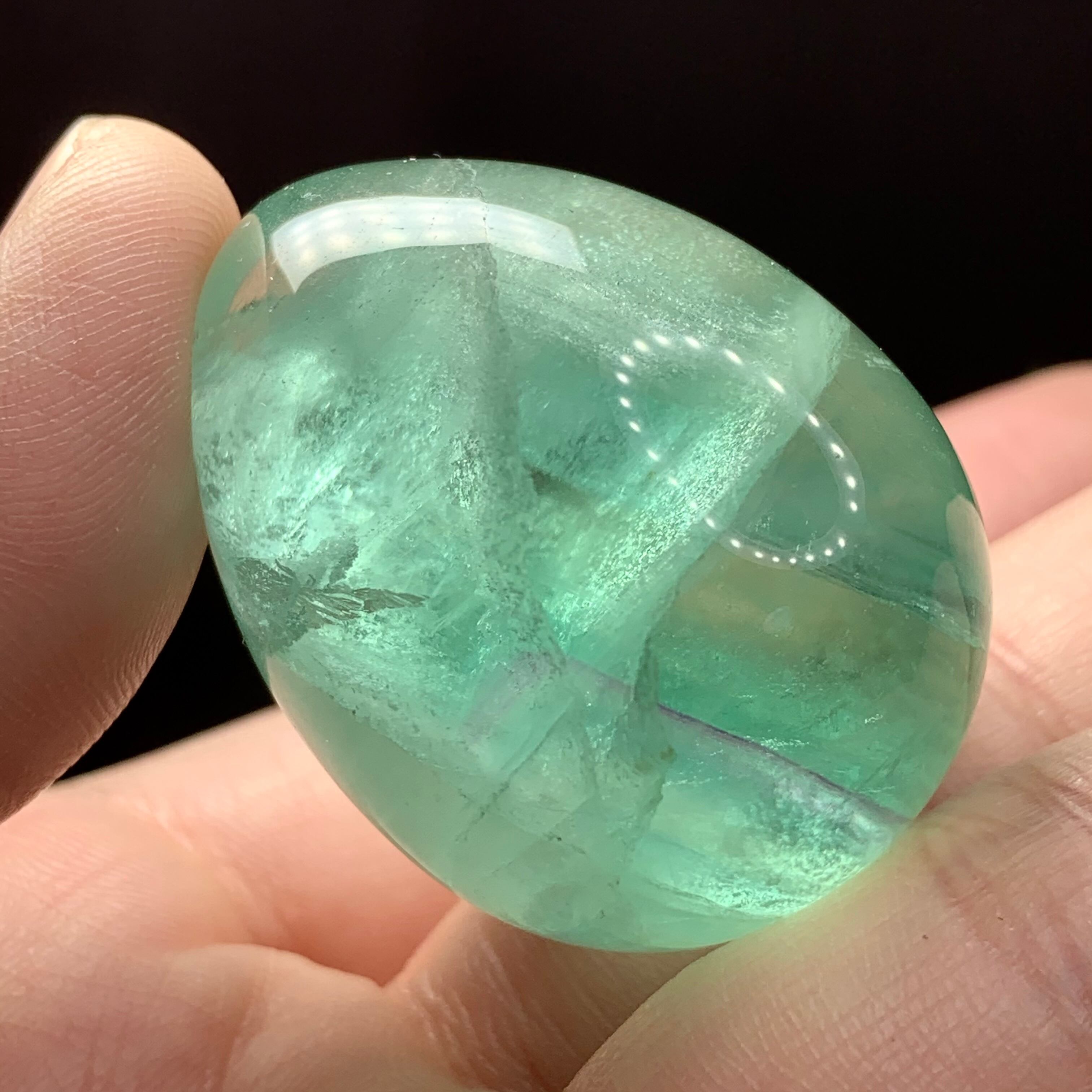 希少　☆セリサイト　in　フローライト☆　スノー　 スフィア　大玉　７cm 希少 ☆セリサイト in フローライト☆ スノー スフィア 大玉 7cm 希少