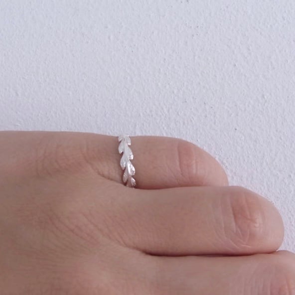 リーフシルバーリング