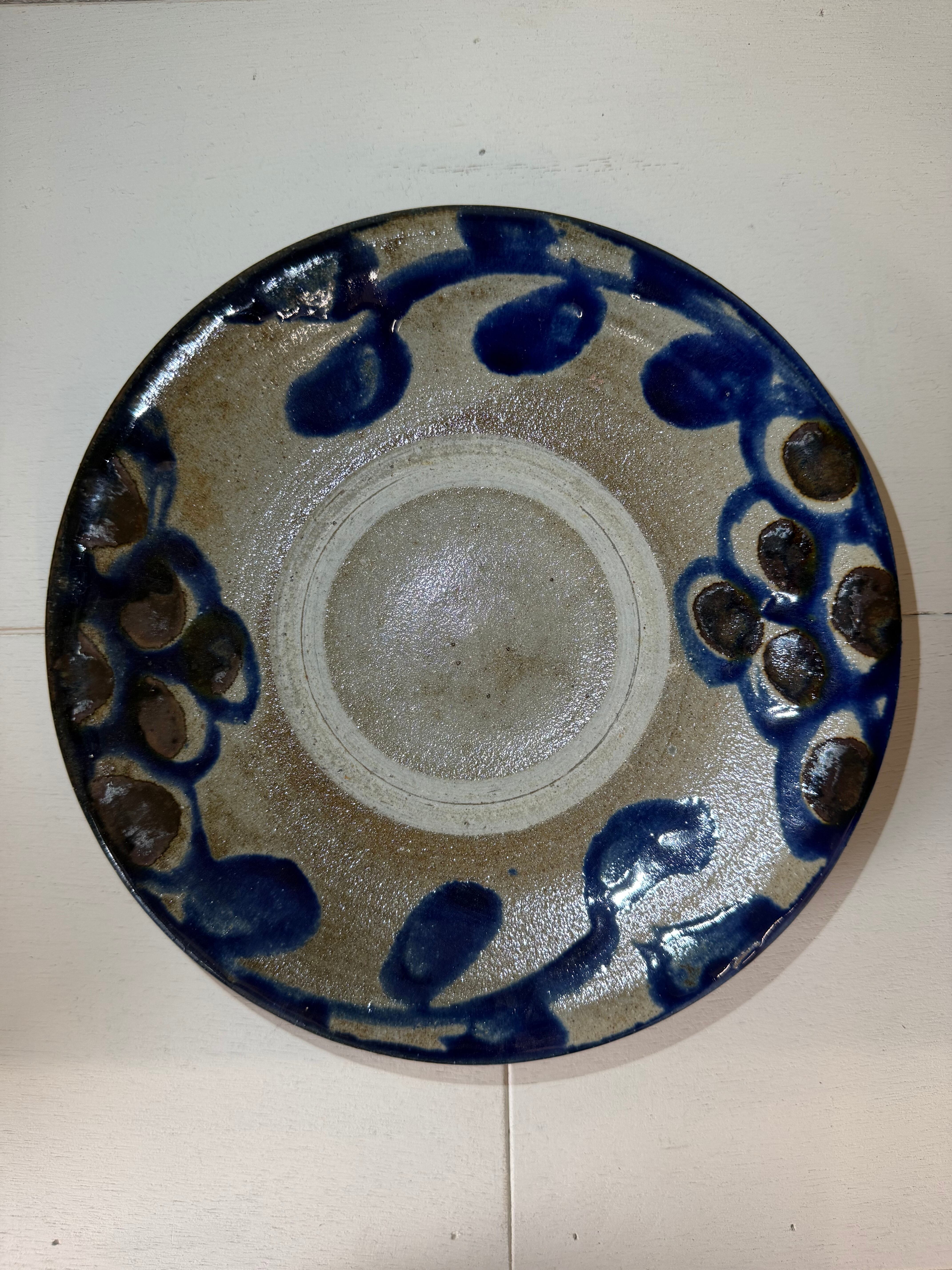 横田屋窯 7寸 皿 ブドウ唐草 コバルト飴