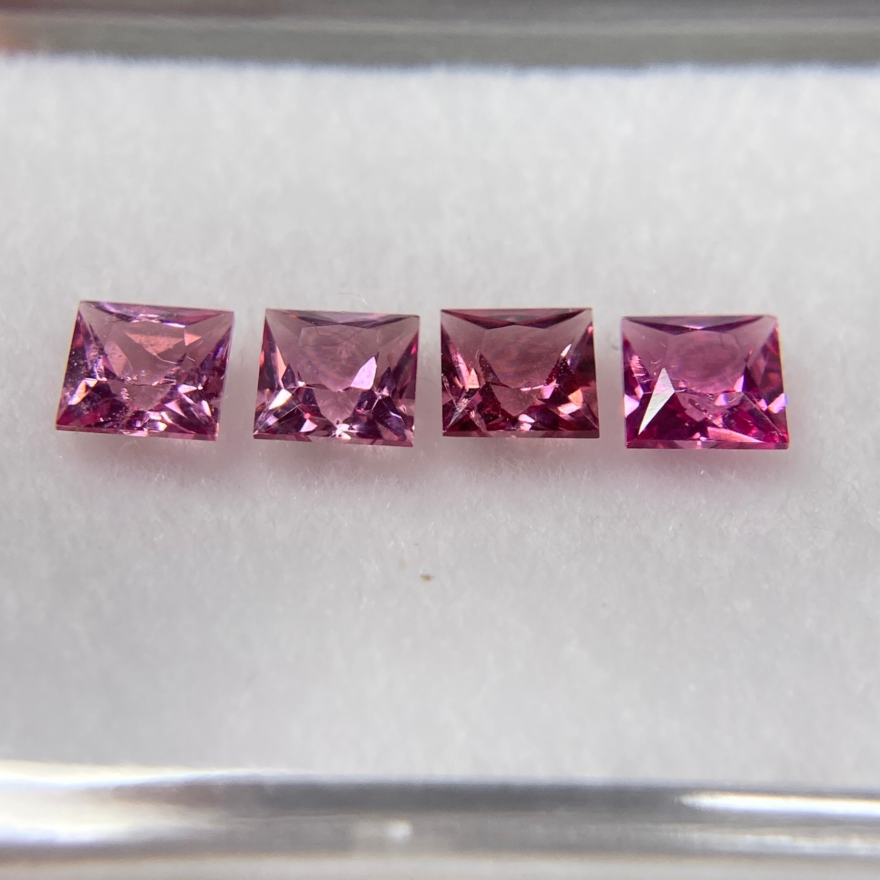 訳あってお買い得 プリンセスなスピネル 3.5mm 4点セット r-0113