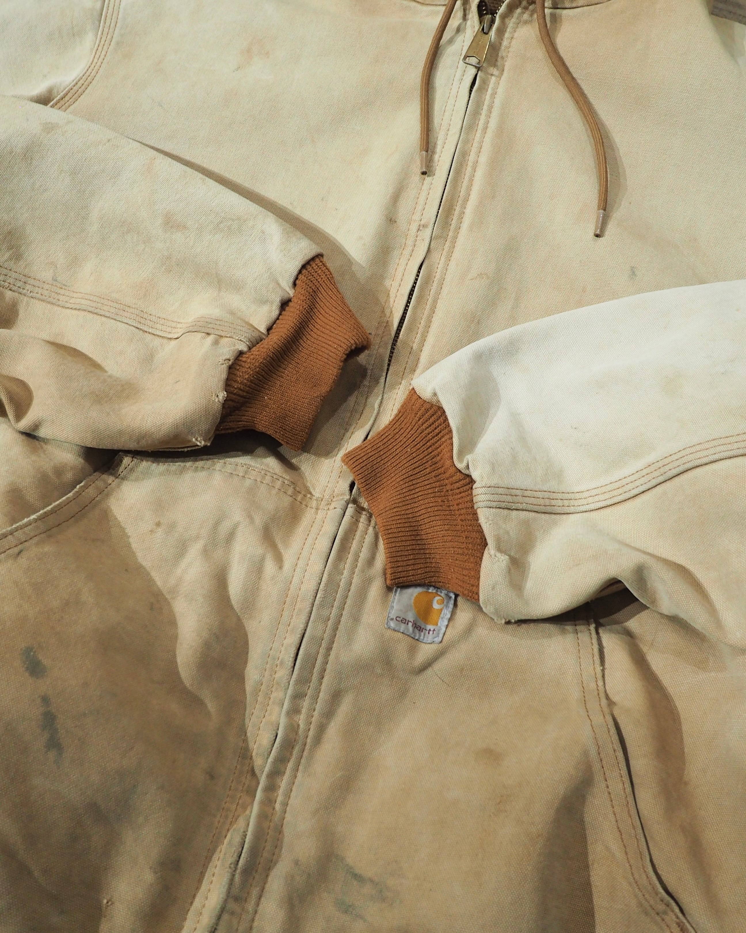 " Carhartt - 襤褸 " Beautiful Fade × Special Aging vintage Active jacket