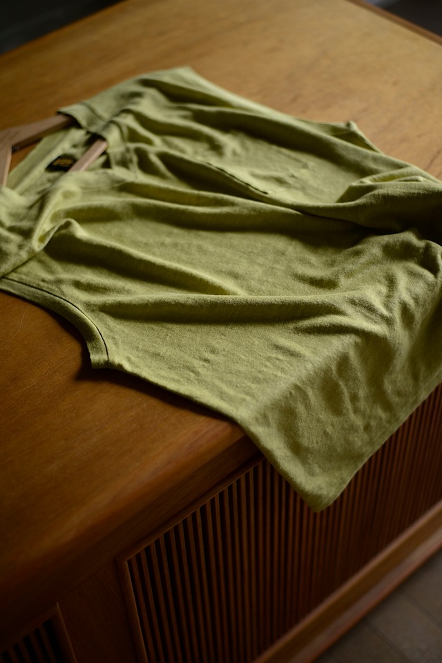 BATONER / Exclusive linen V neck no sleeve pk tee (lime)