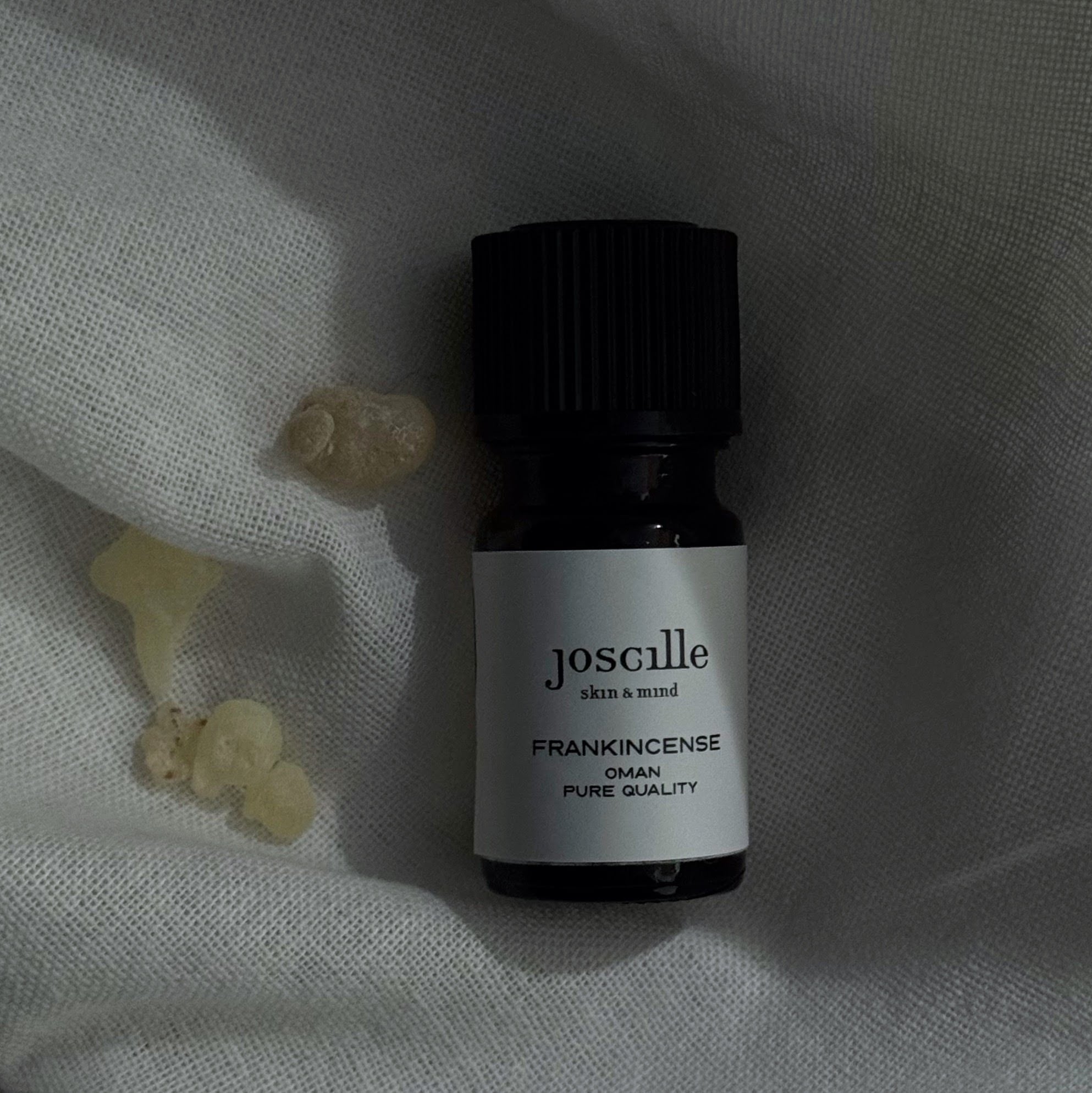 FRANKINCENSE / エッセンシャルオイル 5mL