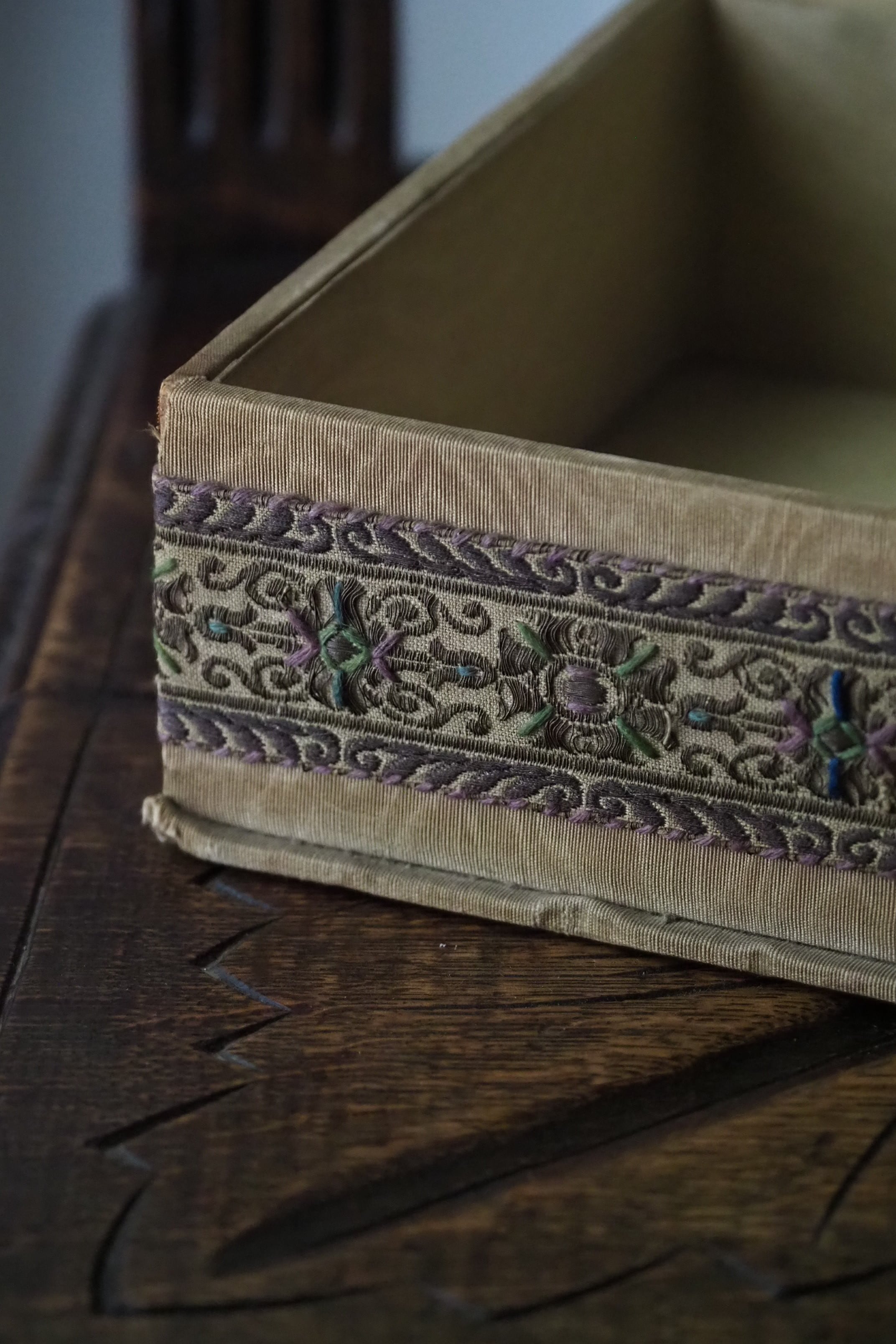 カルトナージュの刺繍ボックス-antique cloth box | アンティーク