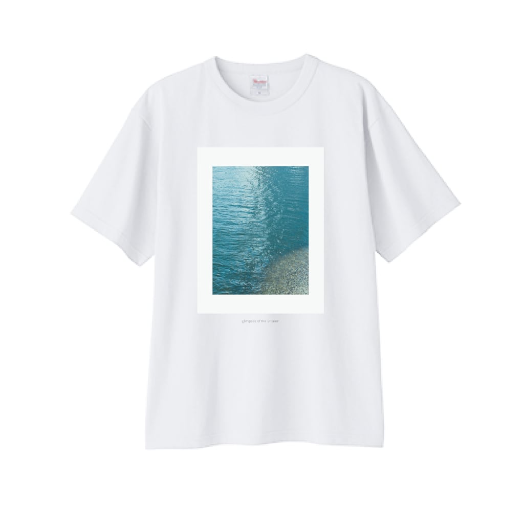 Glimpses of the Unseen-水面 Tシャツ