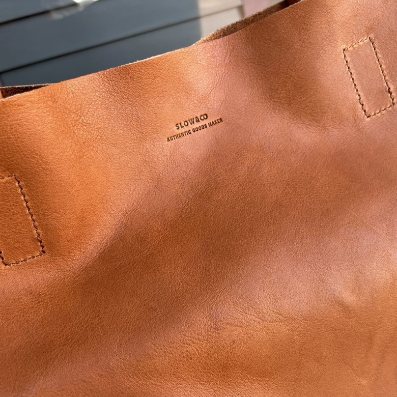 SLOW スロウ Bono - New Tote Bag - S 858S90S Oak (オーク #25