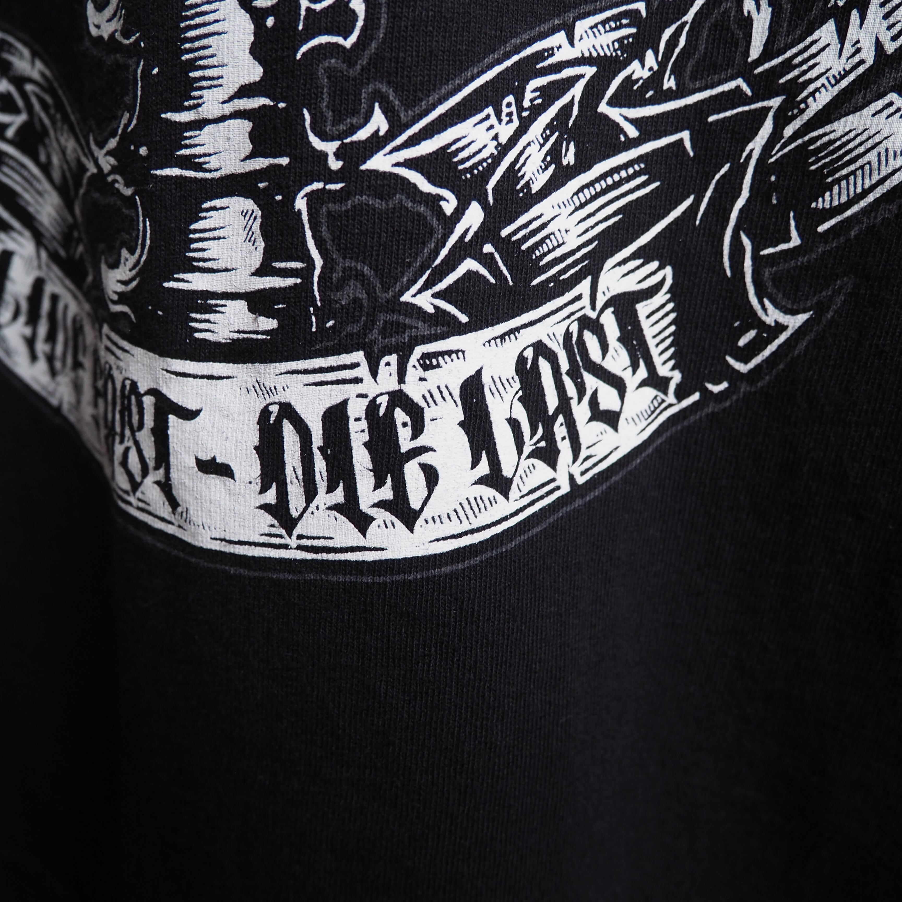 Bone prayer human graphic printed Black loose S/S Tee