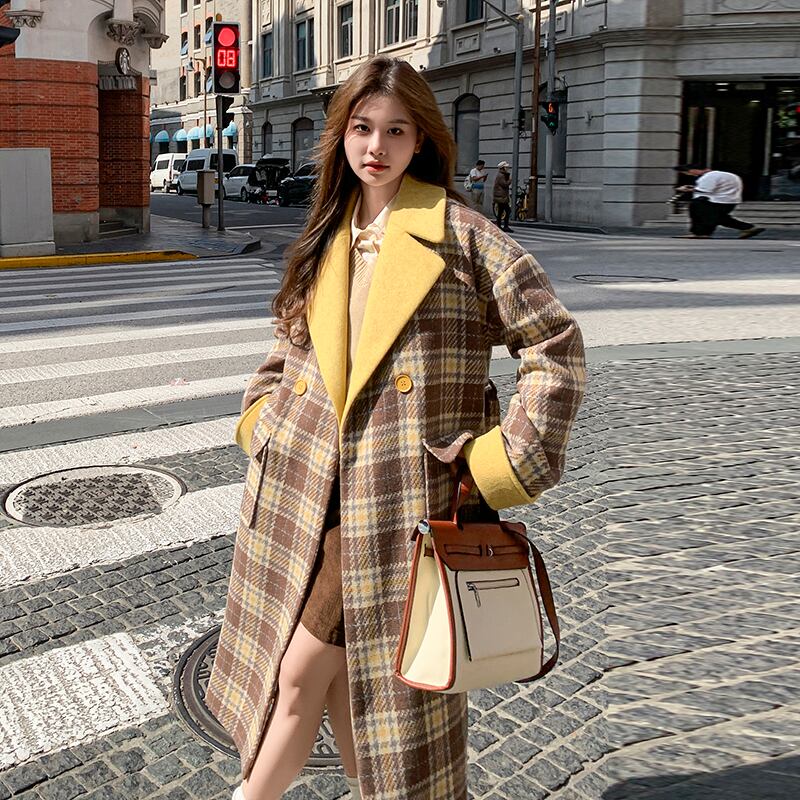 冬の女性用チェック柄コントラストカラーのパッチワークウールコート