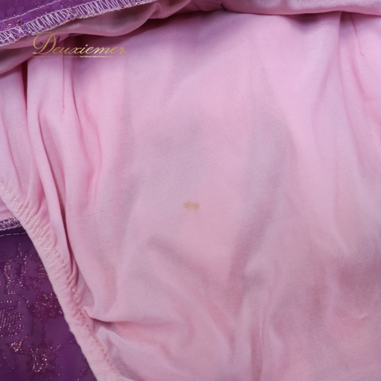 社交ダンス 衣装 ラテン ドレス ワンピース パーティ 発表会 和柄 珍しい 特徴的 花柄 個性的 軽い デモ 競技 ダンス パープル系 ピンク系 フラワープリント ステージパフォーマンス ラテンダンス 発表用