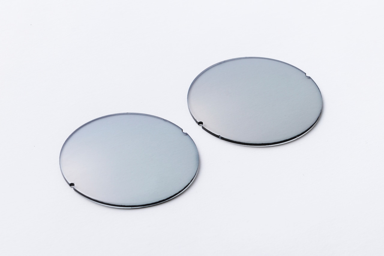 【SUMMER COLLECTION 2025】カラー調光レンズ:宵硝子(よいがらす)