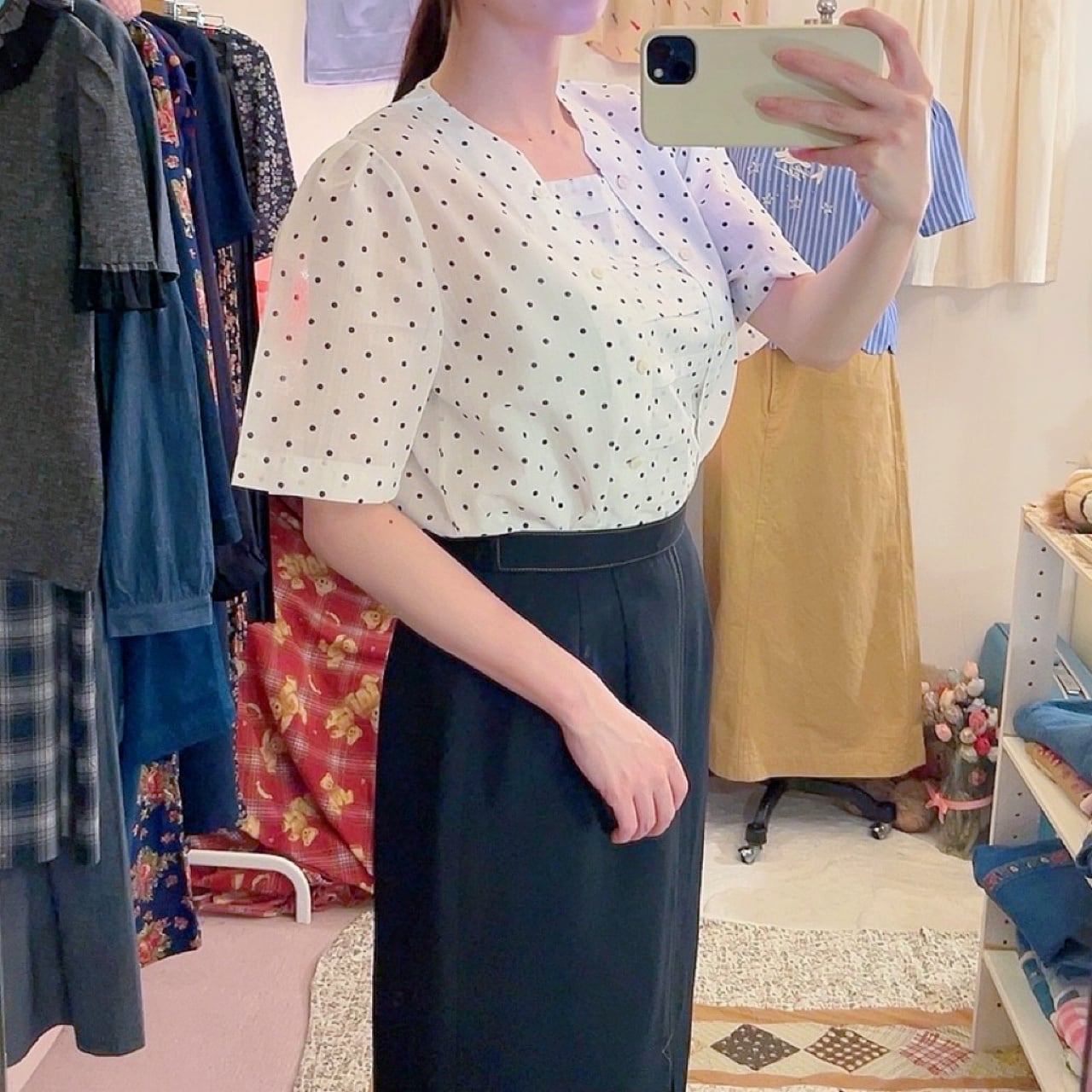 tuck double button dot blouse