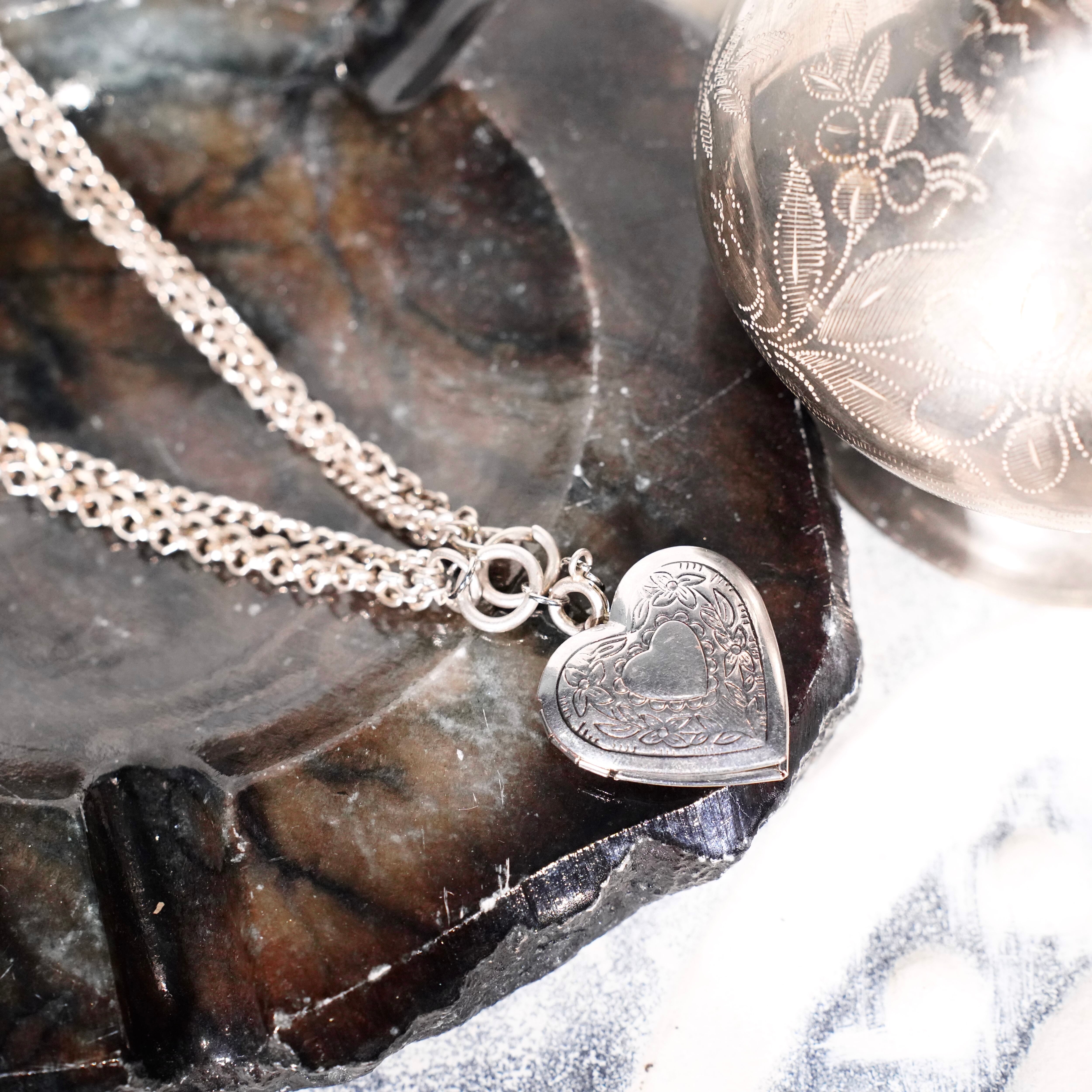 USA VINTAGE HEART DESIGN ROCKET PENDANT NECKLACE/アメリカ古着