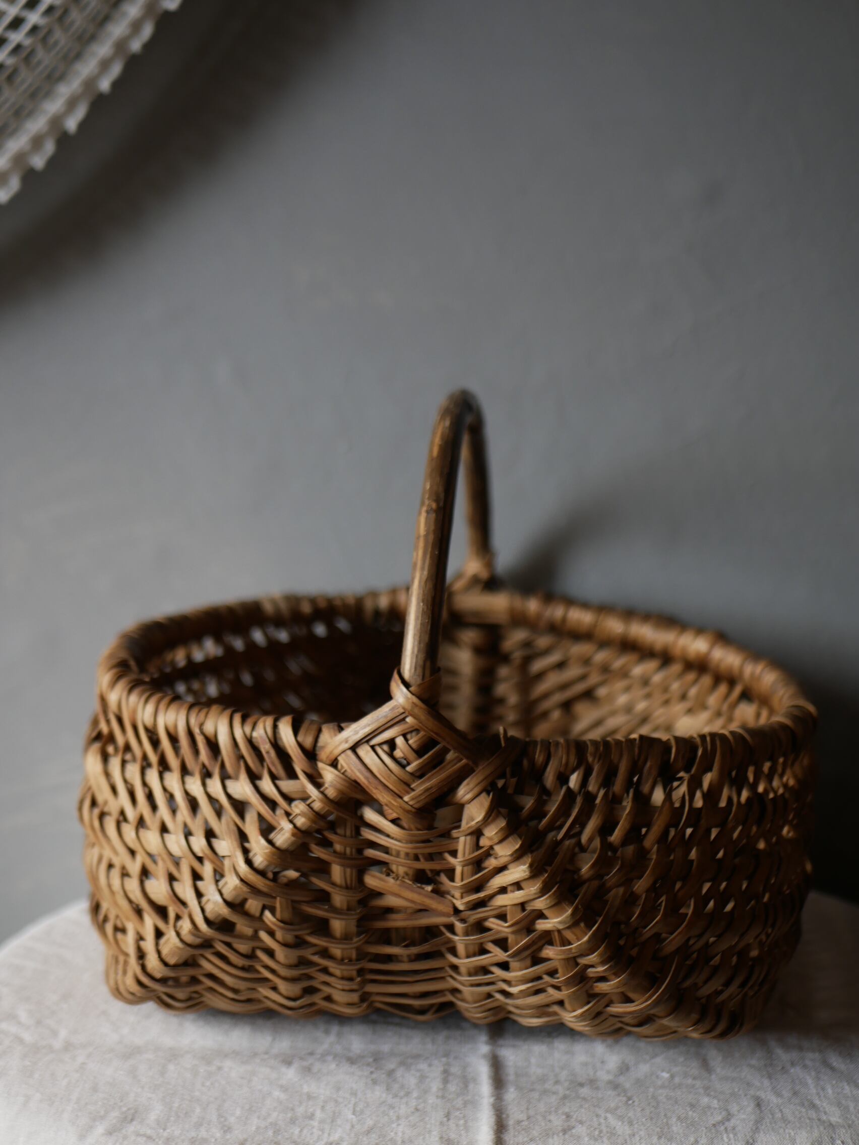まるいパニエ フランスアンティーク アンティークのある生活 籠 かご インテリア