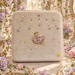 前原様専用ページ|A Little Luck, Just for You  | Swan Jewelry Box