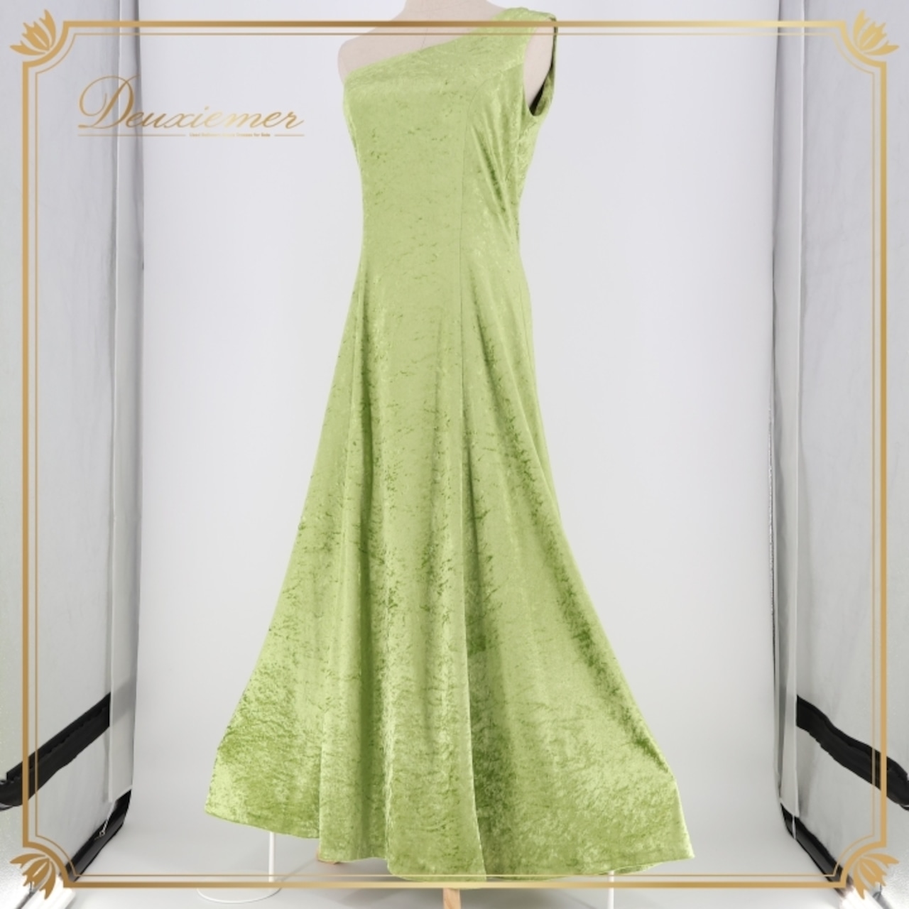 フラダンス 衣装 ワンピース ドレス PINTUCK グリーン系 ベロア ワンショルダー 無地 シンプル 上品 きれい 華やか 鮮やか 高級感 光沢感 かわいい 明るい 黄緑 ハワイアン アロハ フラ ダンス レッスン 練習 パーティー おしゃれ イベント衣装