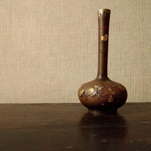 銅 花鳥図 花瓶 京都熊谷造 在銘 金工 彫金 高肉象嵌 明治時代 花器