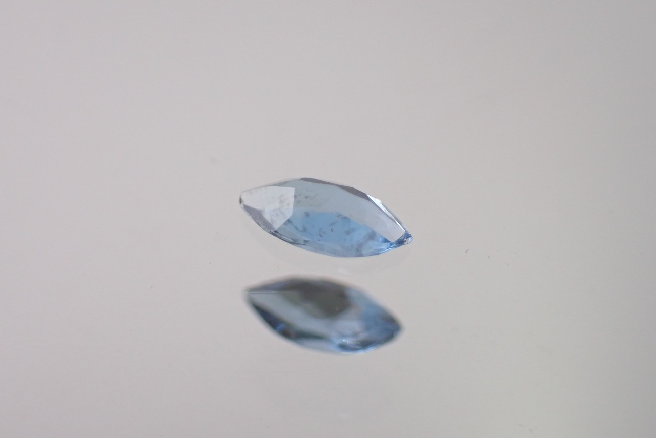 サンタマリアアクアマリン　0.08ct　[E10-51]