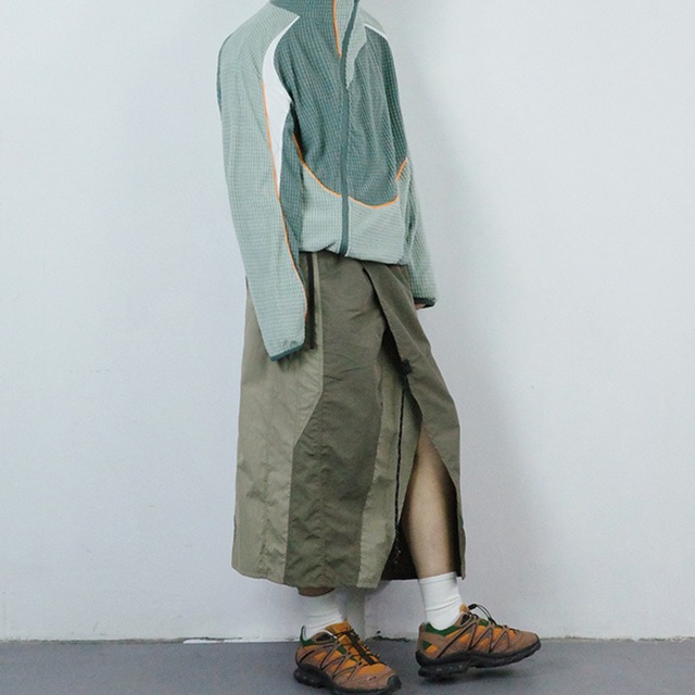 military slit long skirt　ミリタリースリットロングスカート　J0302