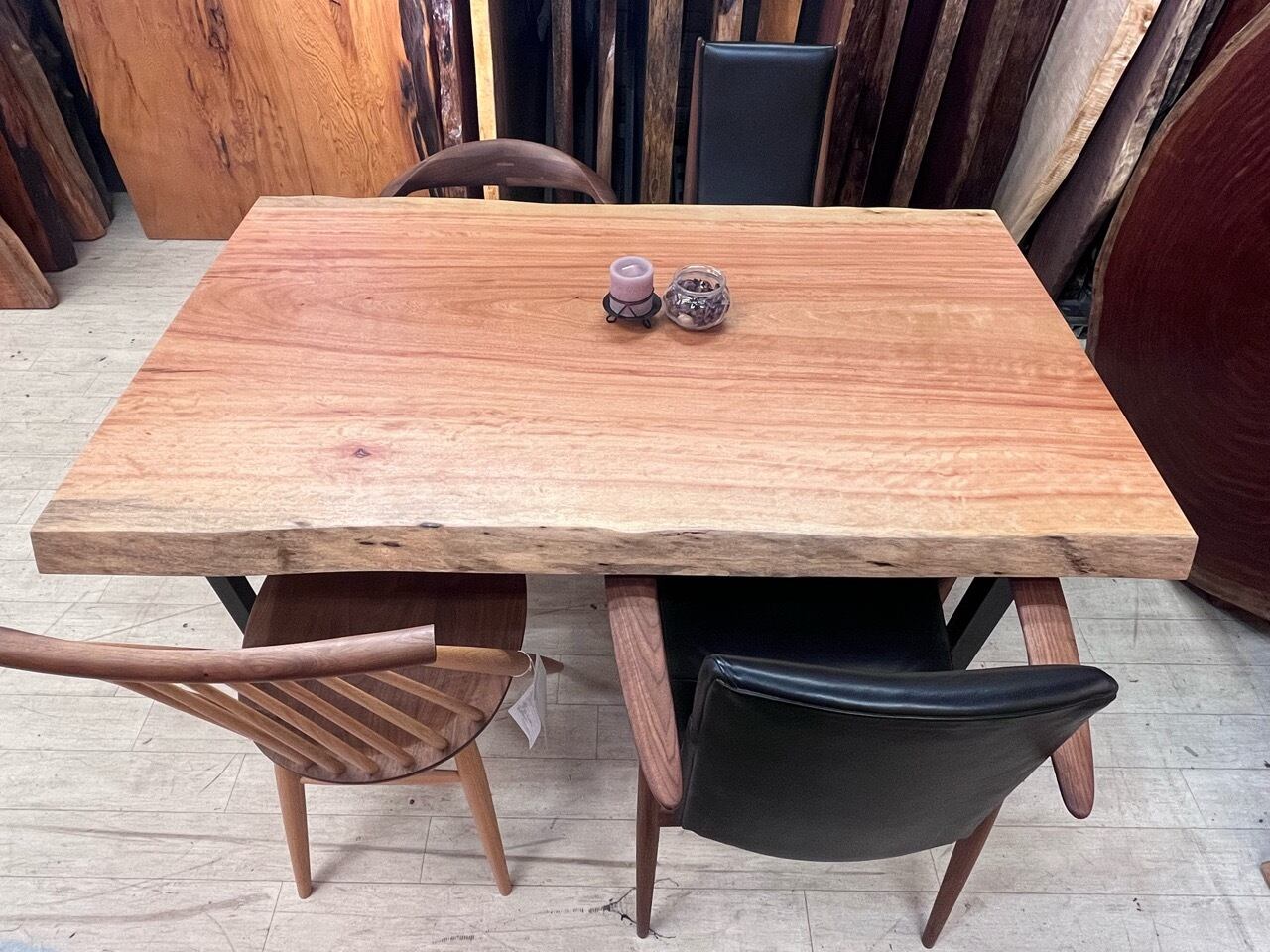 (8月末まで)　一枚板　ダイニングテーブル　ボセ 一枚板 ボセ(杢) 297-3/3-13 (W240cm) ダイニングテーブル